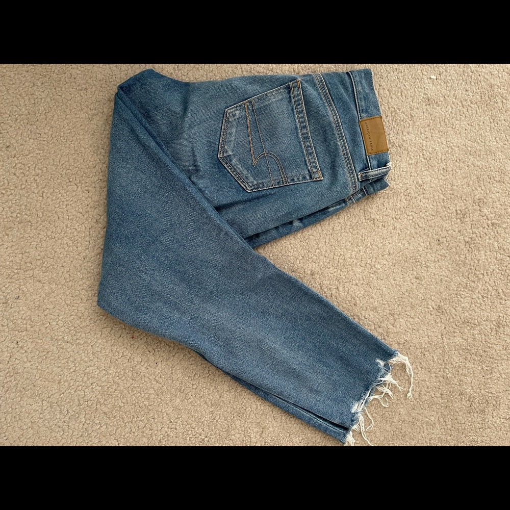 Women’s high waisted mom jeans